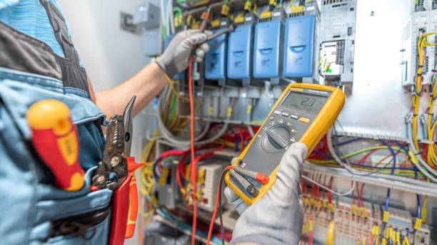 Affordable Emergency Electrician in Meadowbrook, AL